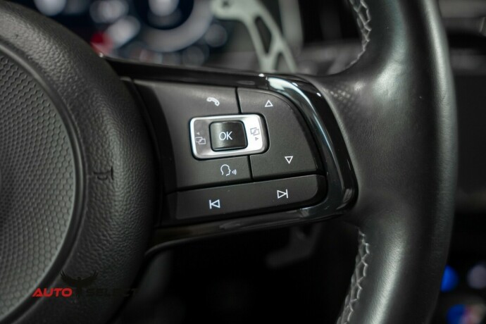 volkswagen-golf-bensin-2017-big-33