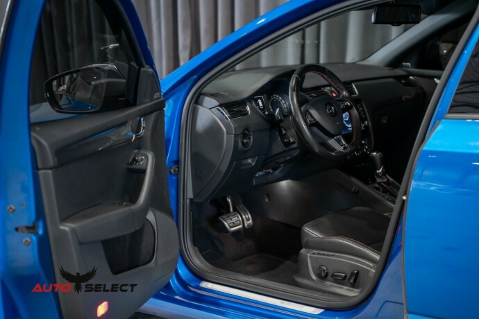 skoda-octavia-rs-diesel-2016-big-12