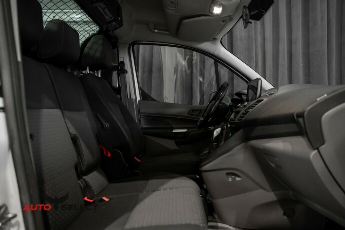 ford-transit-connect-diesel-2018-big-15