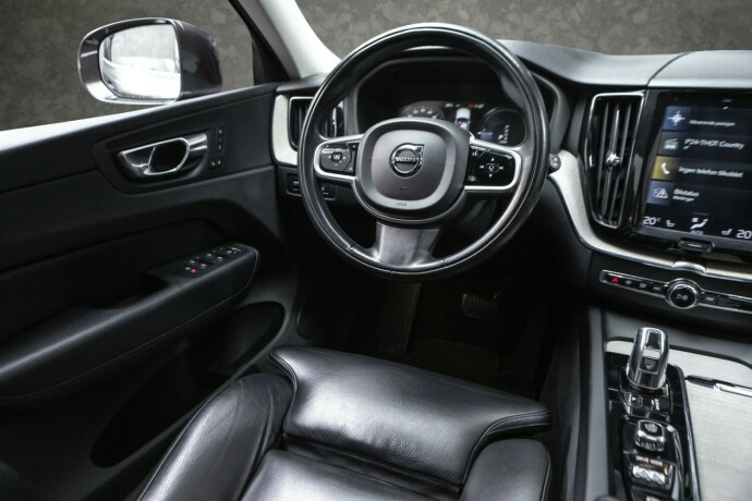 volvo-xc-60-elektrisitetbensin-2018-big-27