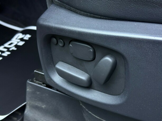 land-rover-discovery-4-diesel-2012-big-27