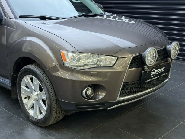 mitsubishi-outlander-diesel-2010-big-2