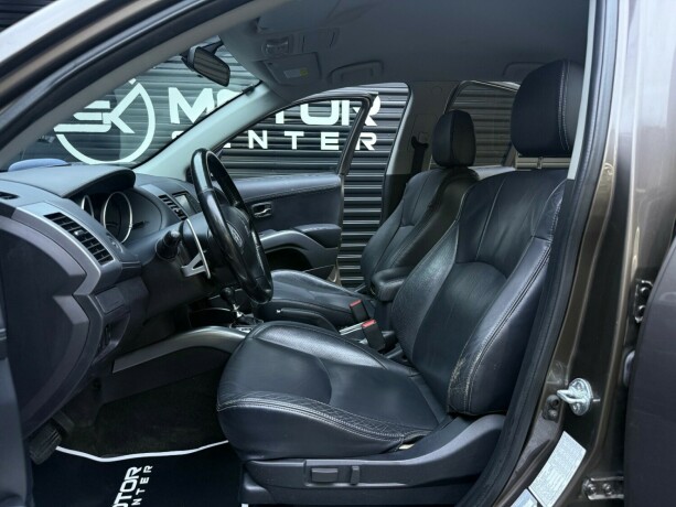 mitsubishi-outlander-diesel-2010-big-23