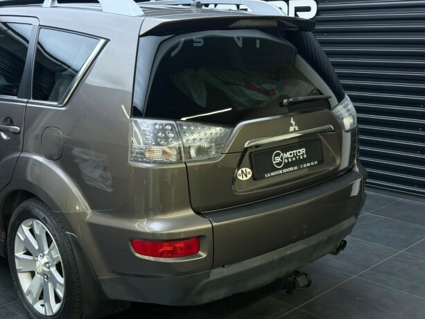 mitsubishi-outlander-diesel-2010-big-5