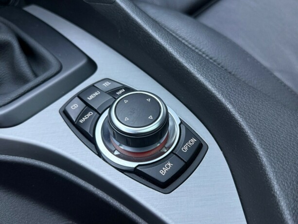 bmw-x1-diesel-2012-big-21