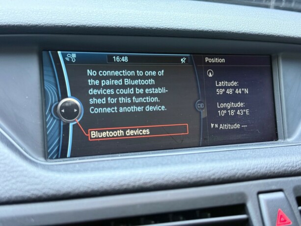 bmw-x1-diesel-2012-big-16