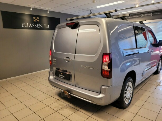 toyota-proace-city-diesel-2020-big-6