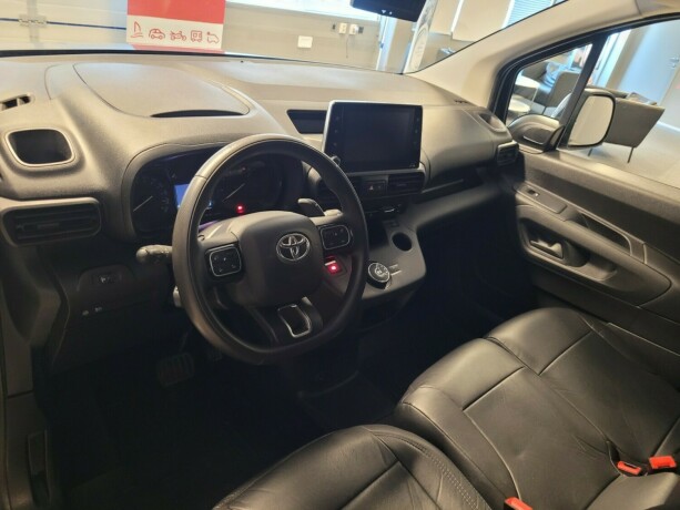 toyota-proace-city-diesel-2020-big-23