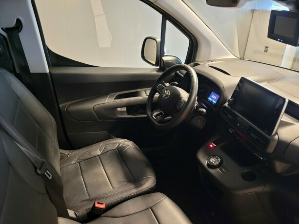 toyota-proace-city-diesel-2020-big-14