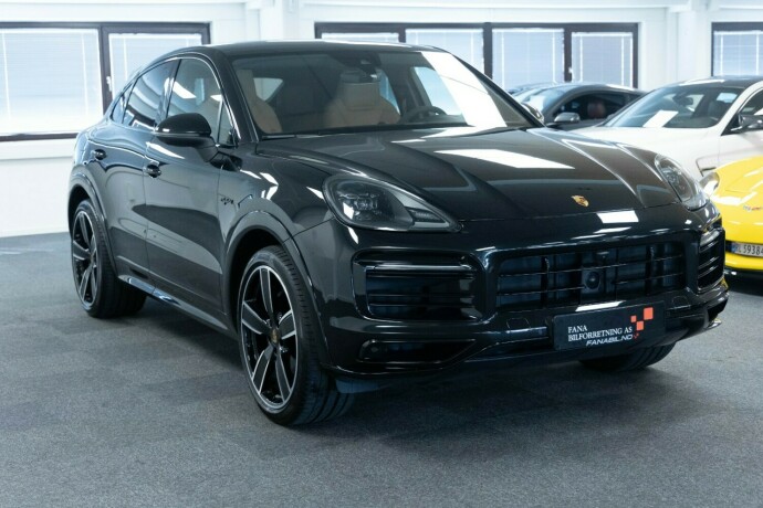 porsche-cayenne-coupe-elektrisitetbensin-2023-big-3