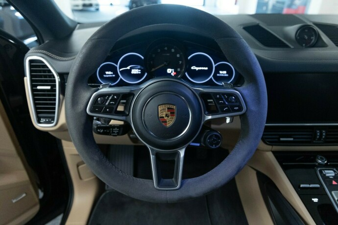 porsche-cayenne-coupe-elektrisitetbensin-2023-big-16