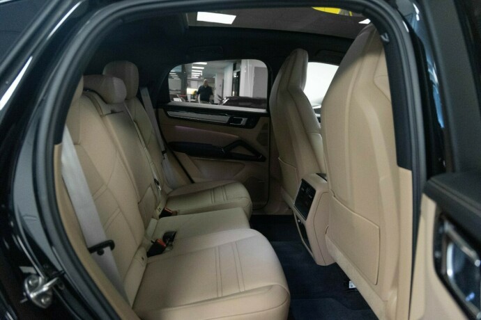 porsche-cayenne-coupe-elektrisitetbensin-2023-big-14