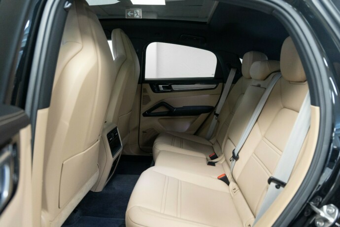 porsche-cayenne-coupe-elektrisitetbensin-2023-big-11