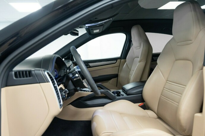 porsche-cayenne-coupe-elektrisitetbensin-2023-big-5