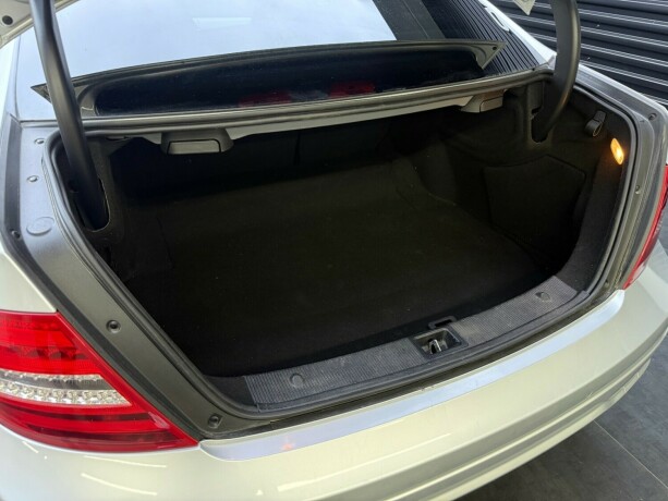 mercedes-benz-c-klasse-bensin-2014-big-27