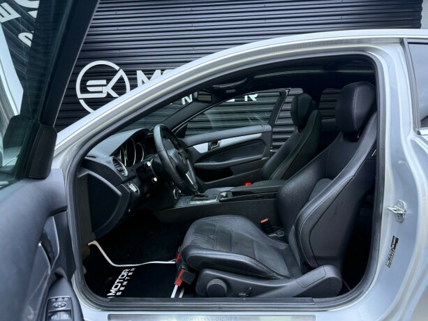 mercedes-benz-c-klasse-bensin-2014-big-23
