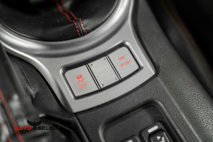 subaru-brz-bensin-2013-big-33