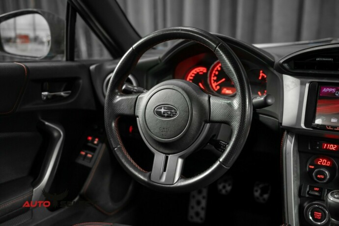 subaru-brz-bensin-2013-big-23