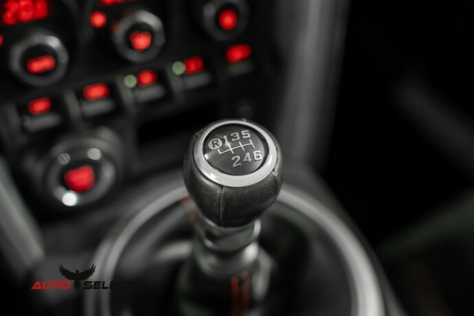 subaru-brz-bensin-2013-big-30