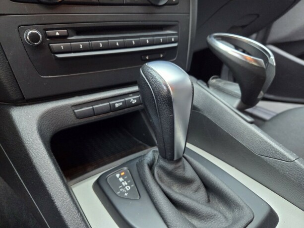 bmw-x1-diesel-2012-big-19