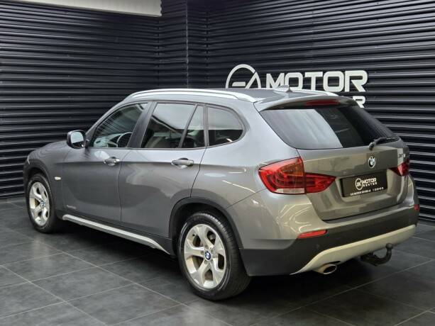 bmw-x1-diesel-2012-big-1