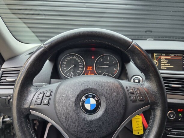 bmw-x1-diesel-2012-big-11