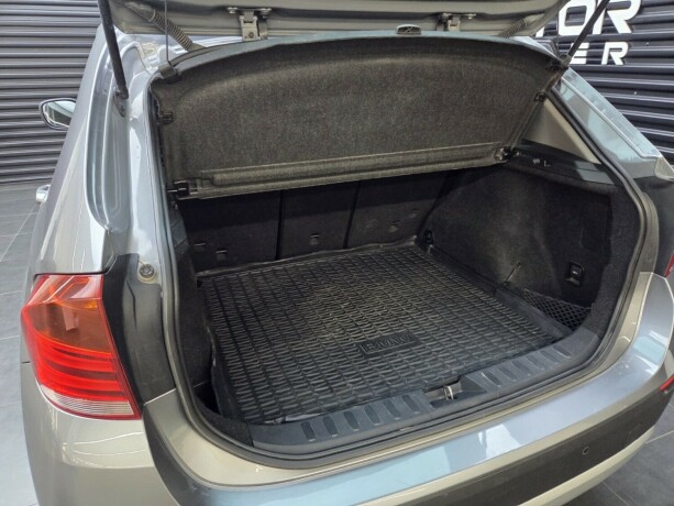 bmw-x1-diesel-2012-big-25