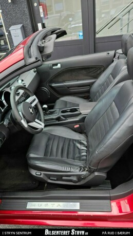 ford-mustang-bensin-2006-big-9