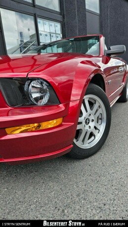 ford-mustang-bensin-2006-big-3