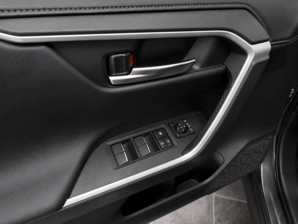 toyota-rav4-elektrisitetbensin-2022-big-10