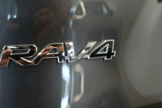 toyota-rav4-elektrisitetbensin-2022-big-27