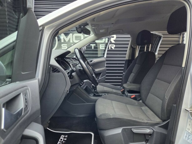 volkswagen-touran-diesel-2017-big-19