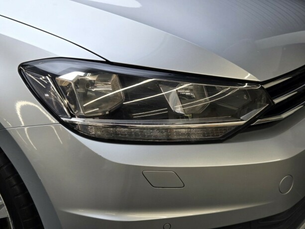 volkswagen-touran-diesel-2017-big-3