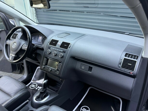volkswagen-touran-diesel-2015-big-9