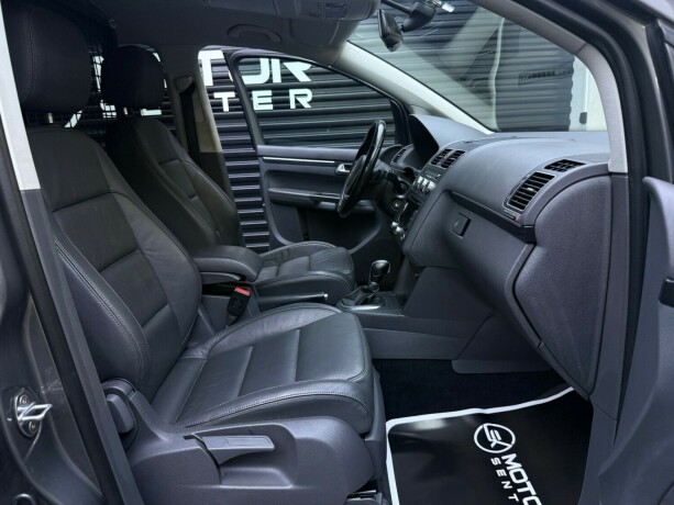 volkswagen-touran-diesel-2015-big-22