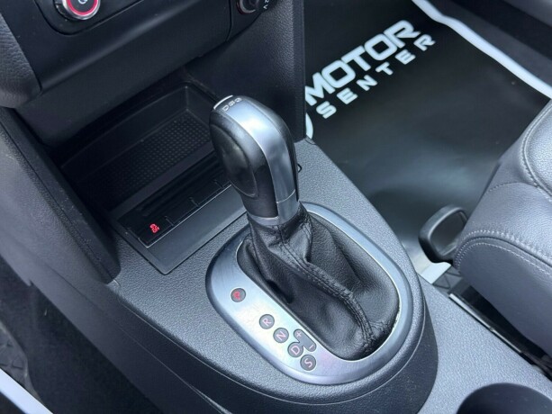 volkswagen-touran-diesel-2015-big-20