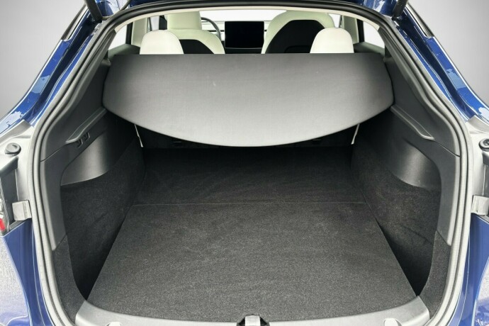 tesla-model-y-elektrisitet-2023-big-31