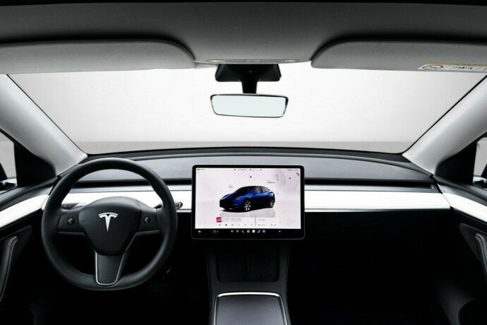 tesla-model-y-elektrisitet-2023-big-27