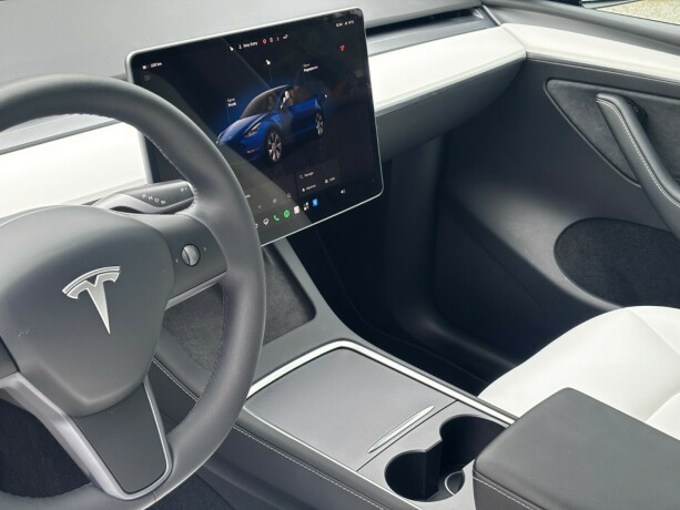 tesla-model-y-elektrisitet-2023-big-14
