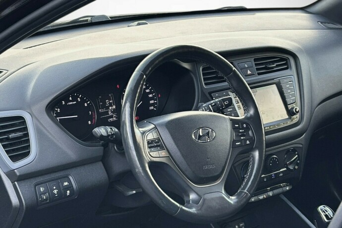 hyundai-i20-bensin-2018-big-9