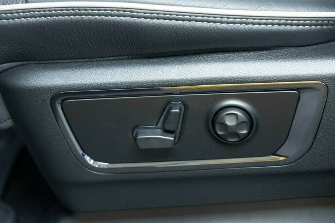 ram-1500-bensin-2025-big-9