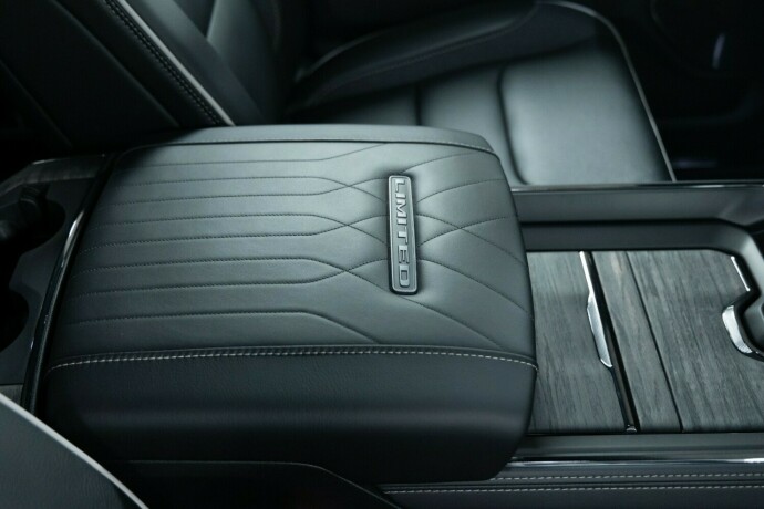 ram-1500-bensin-2025-big-16