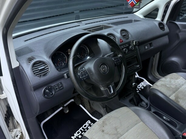 volkswagen-caddy-diesel-2012-big-8