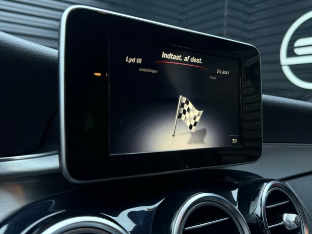 mercedes-benz-c-klasse-elektrisitetbensin-2018-big-19