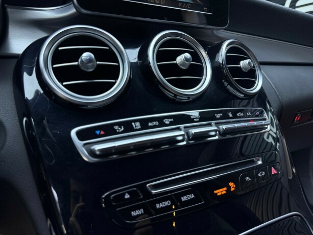 mercedes-benz-c-klasse-elektrisitetbensin-2018-big-23