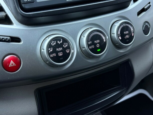 mitsubishi-l200-diesel-2012-big-18