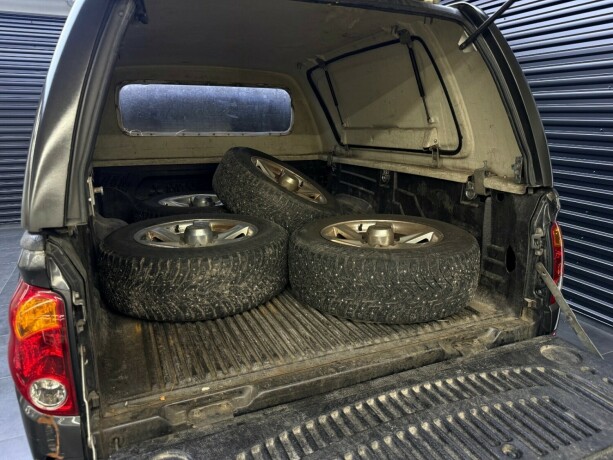 mitsubishi-l200-diesel-2012-big-7
