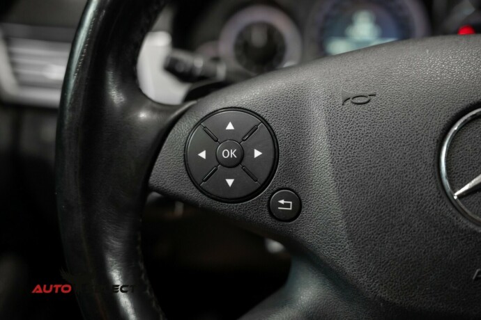 mercedes-benz-e-klasse-diesel-2010-big-35