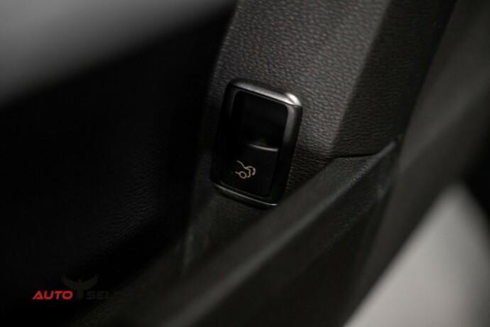 mercedes-benz-e-klasse-diesel-2010-big-27