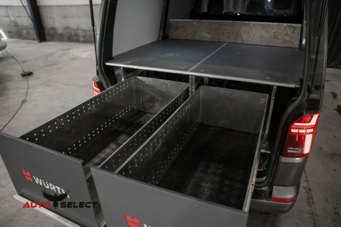 volkswagen-transporter-diesel-2021-big-13